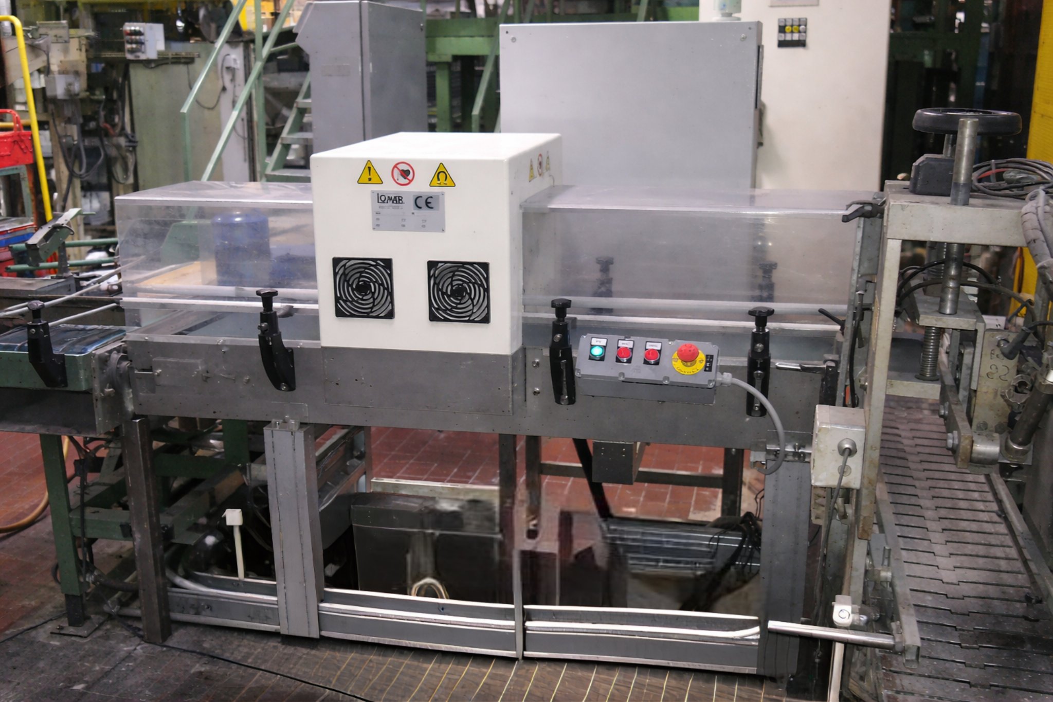 smagnetizzatore su impianto di confezionamento